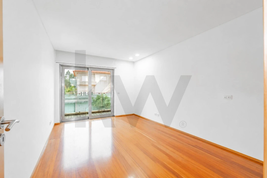 Moradia T3 para Venda em Ribeirão Foto 36