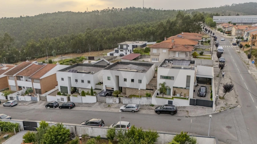 Moradia T3 para Venda em Ribeirão Foto 16