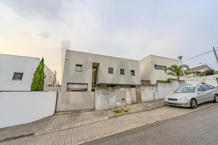 Moradia T3 para Venda em Ribeirão Foto 12
