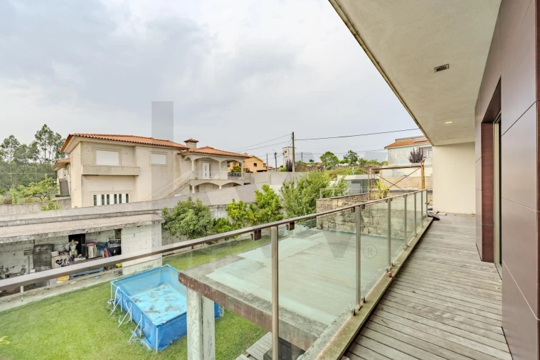 Moradia T3 para Venda em Ribeirão Foto 2