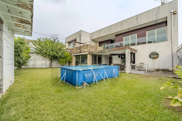 Moradia T3 para Venda em Ribeirão Foto 14
