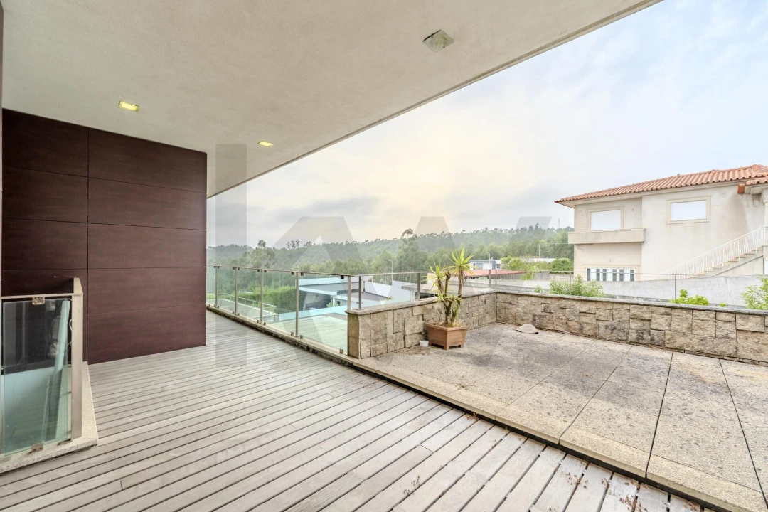 Moradia T3 para Venda em Ribeirão Foto 3