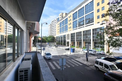 Escritório para Arrendamento em Alvalade