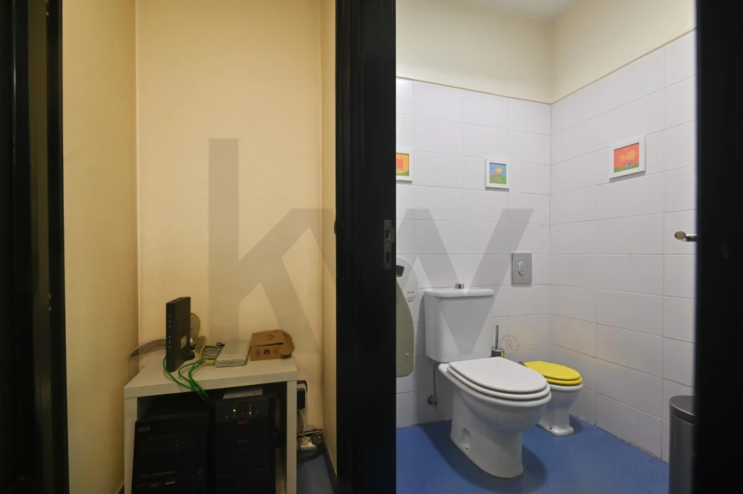 Escritório para Arrendamento em Alvalade Foto 8