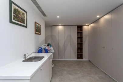 Moradia T4 para Venda em Carnaxide e Queijas