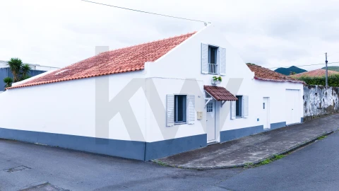 Moradia T2 para Venda em São Vicente Ferreira