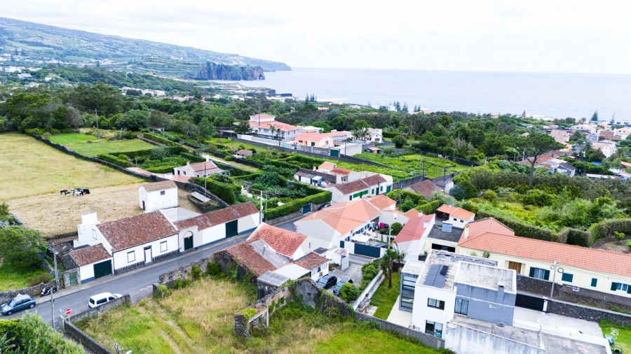 Moradia T2 para Venda em São Vicente Ferreira Foto 2