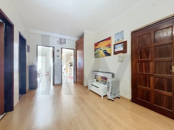 Apartamento T2 para Venda em Romeira e Várzea