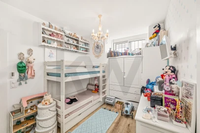 Apartamento T2 para Venda em Campolide