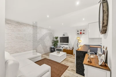 Apartamento T2 para Venda em Campolide
