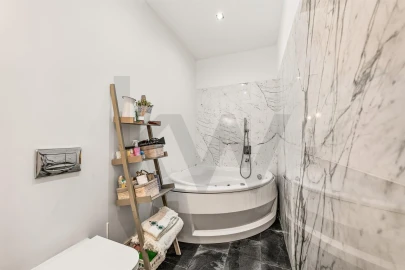 Apartamento T2 para Venda em Campolide