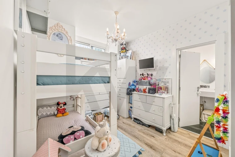 Apartamento T2 para Venda em Campolide Foto 17