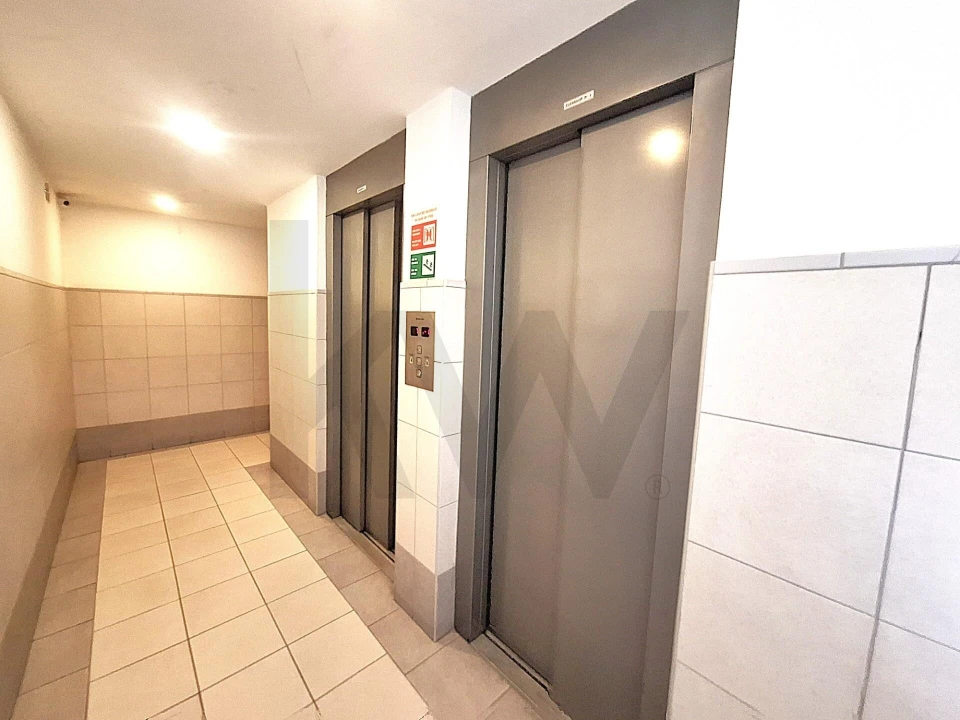Apartamento T3 para Venda em Avenidas Novas Foto 36