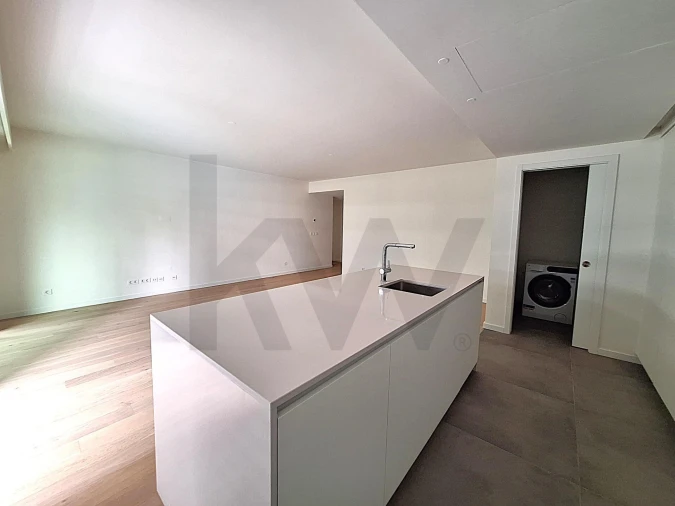 Apartamento T3 para Venda em Avenidas Novas Foto 4
