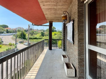 Moradia T3 para Venda em Vila de Cucujães