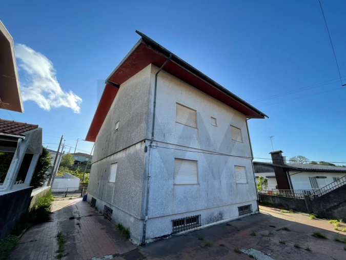Moradia T3 para Venda em Vila de Cucujães Foto 25