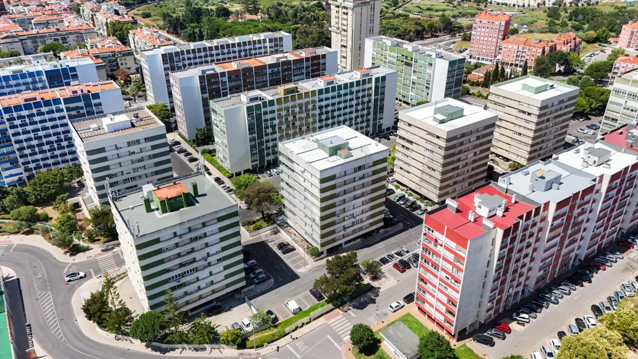 Apartamento T3 para Venda em Oeiras e São Julião da Barra, Paço de Arcos e Caxias Foto 27