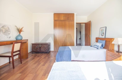 Apartamento T3 para Venda em Oeiras e São Julião da Barra, Paço de Arcos e Caxias