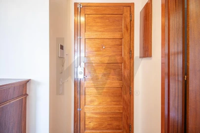 Apartamento T3 para Venda em Oeiras e São Julião da Barra, Paço de Arcos e Caxias