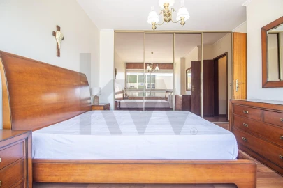 Apartamento T3 para Venda em Oeiras e São Julião da Barra, Paço de Arcos e Caxias