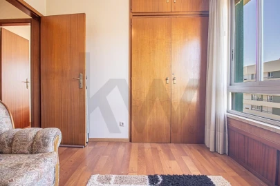 Apartamento T3 para Venda em Oeiras e São Julião da Barra, Paço de Arcos e Caxias