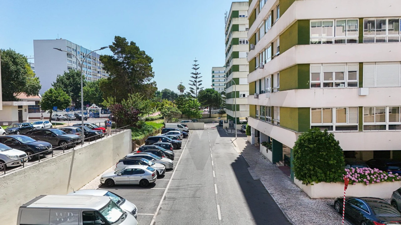 Apartamento T3 para Venda em Oeiras e São Julião da Barra, Paço de Arcos e Caxias Foto 24