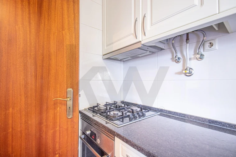 Apartamento T3 para Venda em Oeiras e São Julião da Barra, Paço de Arcos e Caxias Foto 7