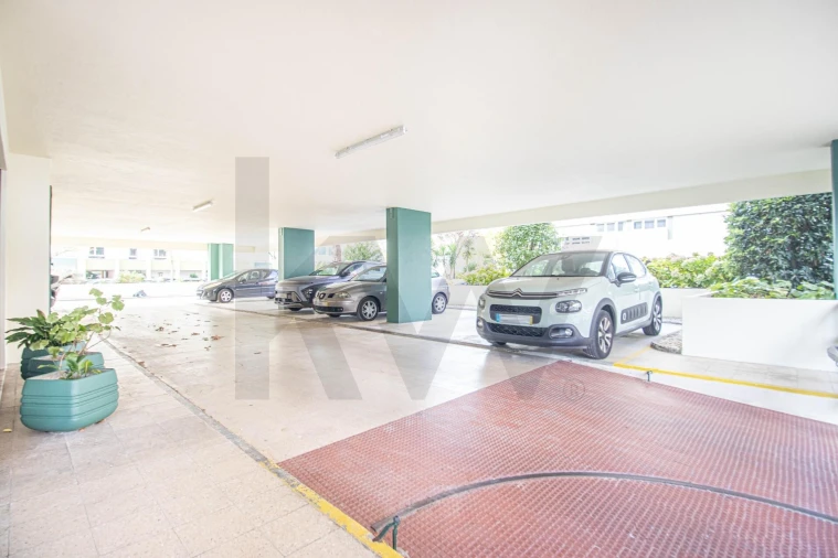 Apartamento T3 para Venda em Oeiras e São Julião da Barra, Paço de Arcos e Caxias Foto 37