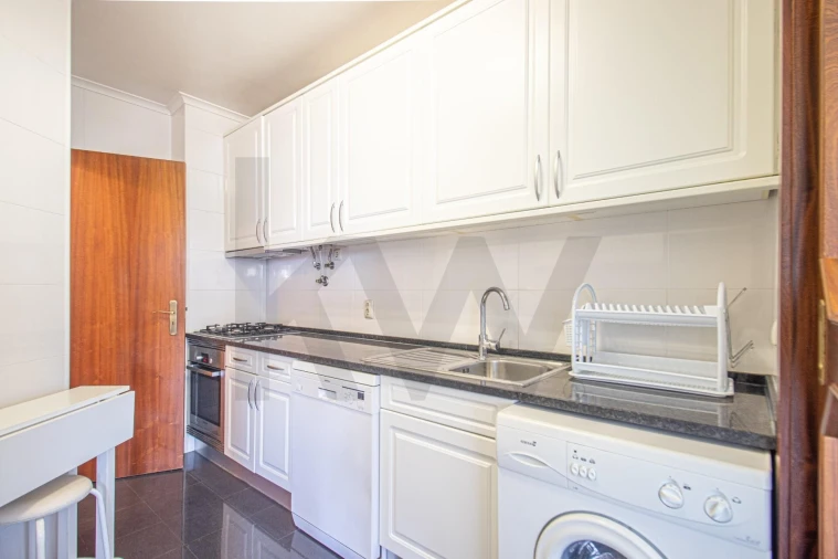 Apartamento T3 para Venda em Oeiras e São Julião da Barra, Paço de Arcos e Caxias Foto 6