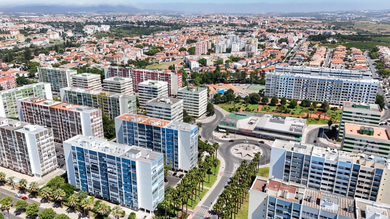 Apartamento T3 para Venda em Oeiras e São Julião da Barra, Paço de Arcos e Caxias Foto 31