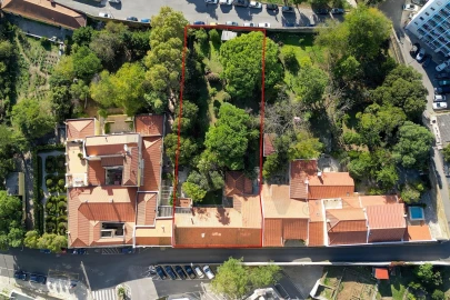 Moradia T7 para Venda em Penha de França