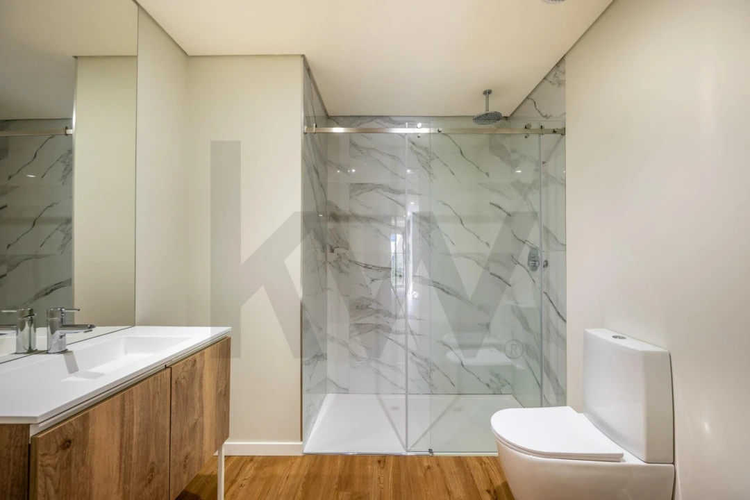 Apartamento T2 para Venda em Oliveira do Douro Foto 8