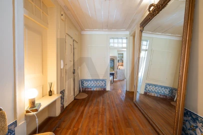 Apartamento T4 para Venda em Santa Maria Maior