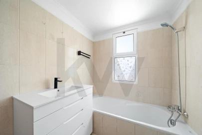 Apartamento T2 para Venda em Caniço