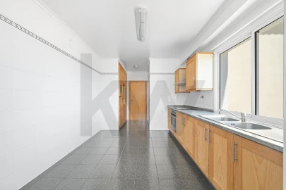 Apartamento T2 para Venda em Caniço