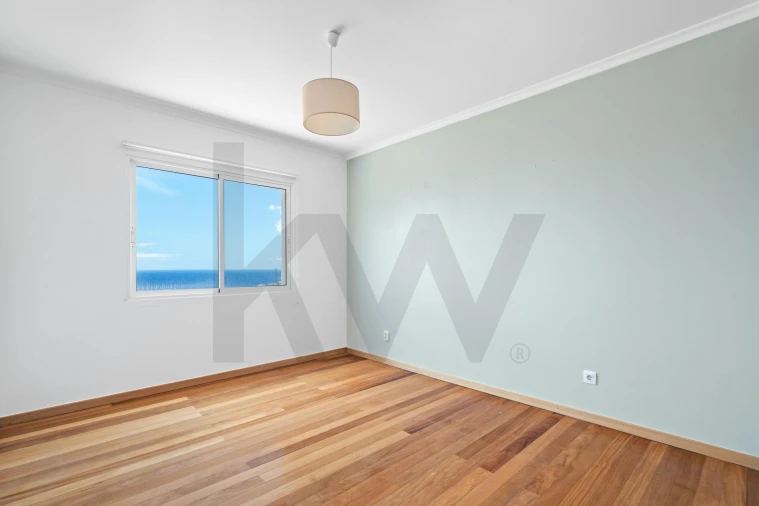 Apartamento T2 para Venda em Caniço Foto 17