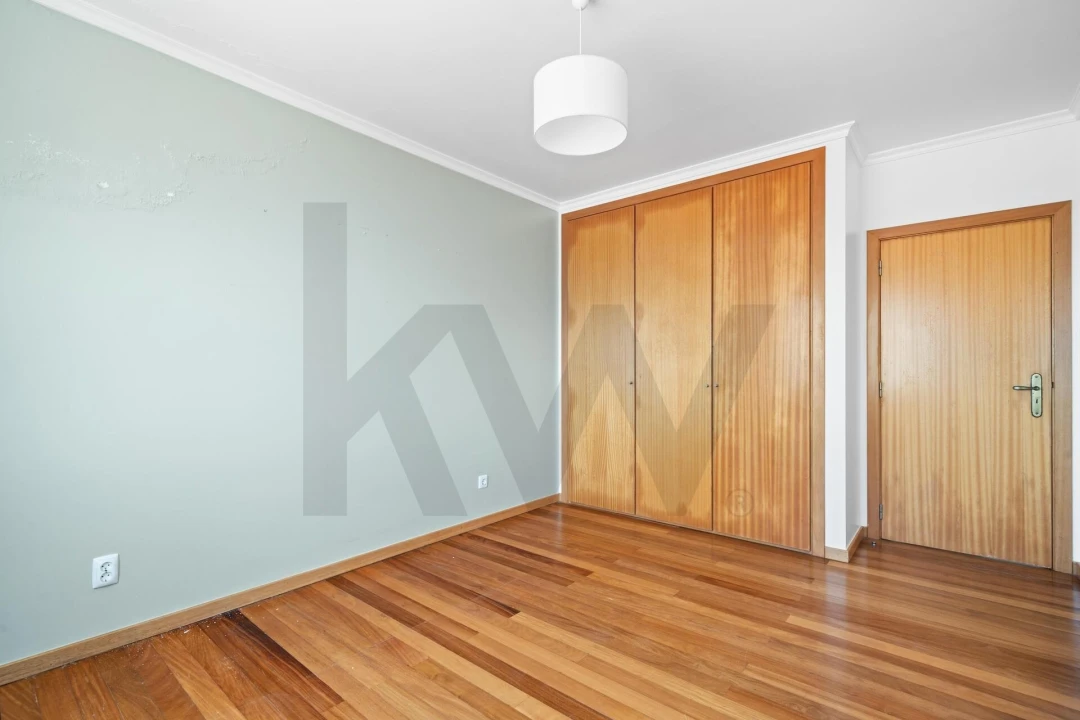 Apartamento T2 para Venda em Caniço Foto 13