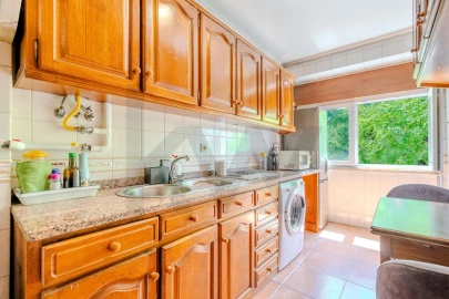 Apartamento T2 para Venda em Algés, Linda-A-Velha e Cruz Quebrada-Dafundo
