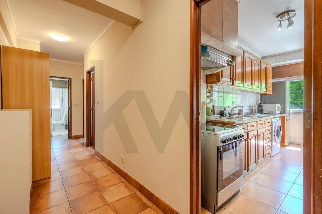 Apartamento T2 para Venda em Algés, Linda-A-Velha e Cruz Quebrada-Dafundo Foto 5