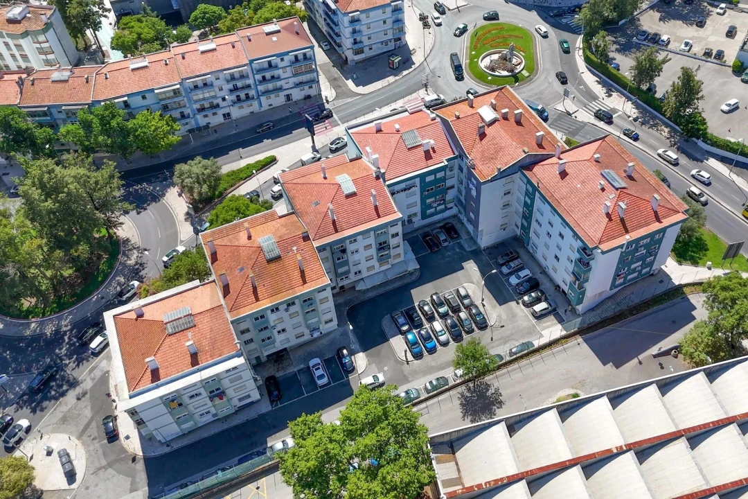 Apartamento T2 para Venda em Algés, Linda-A-Velha e Cruz Quebrada-Dafundo Foto 1