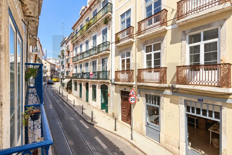 Apartamento T2 para Venda em Misericórdia Foto 4