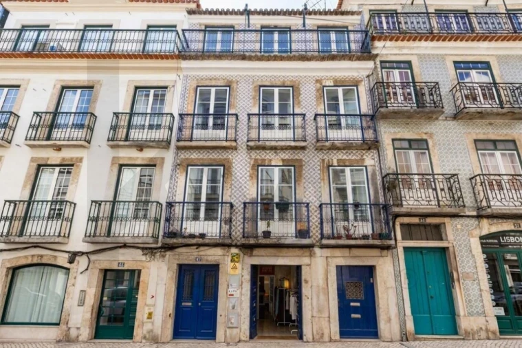 Apartamento T2 para Venda em Misericórdia Foto 26