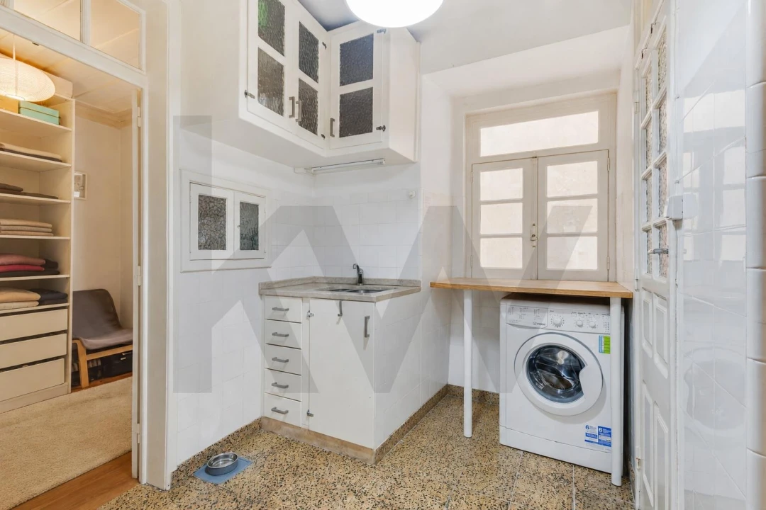 Apartamento T2 para Venda em Misericórdia Foto 16