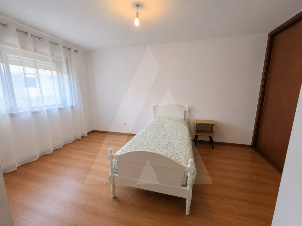 Apartamento T2 para Venda em Aradas Foto 11