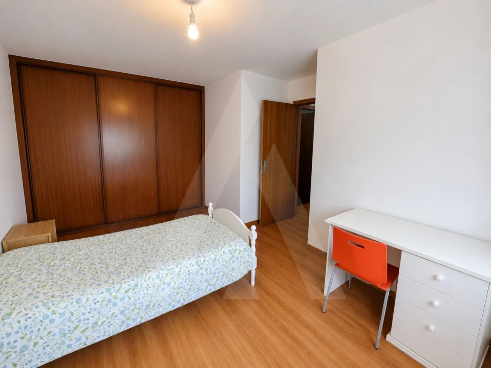 Apartamento T2 para Venda em Aradas Foto 9