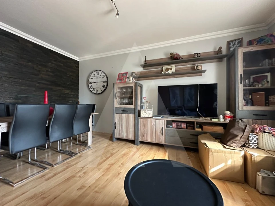 Apartamento T3 para Venda em Quelfes Foto 19