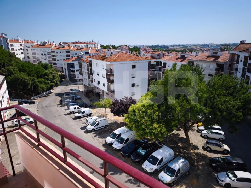 Apartamento T4 para Venda em Amora Foto 14