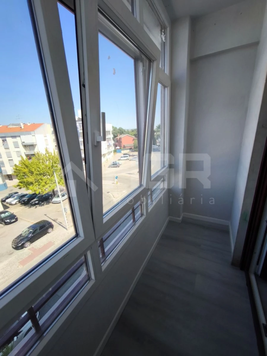 Apartamento T4 para Venda em Amora Foto 26