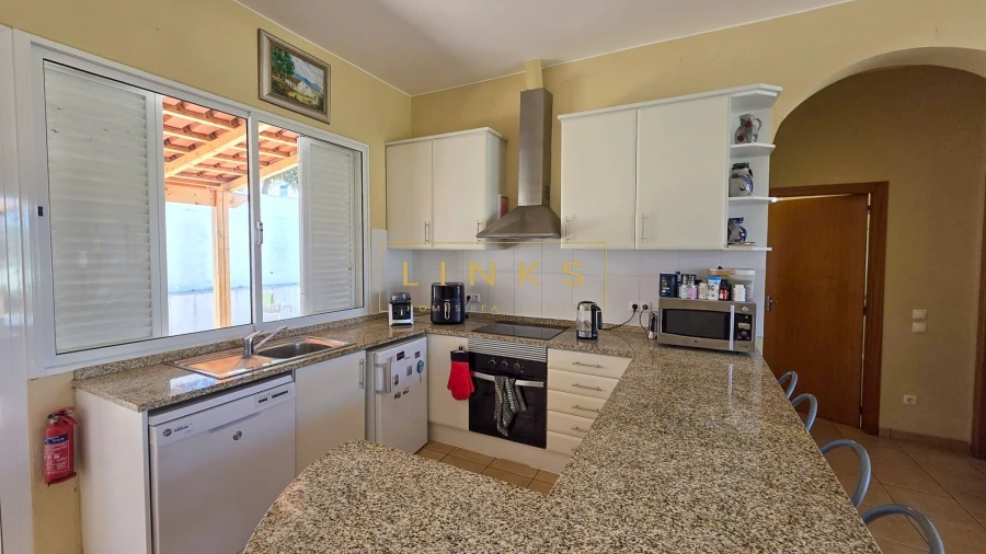 Moradia T2 para Venda em Porto Santo Foto 20