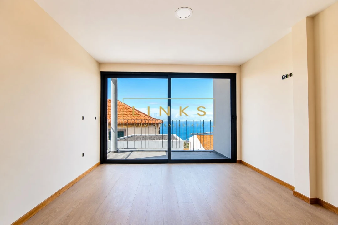 Apartamento T2 para Venda em Funchal (Santa Maria Maior) Foto 11